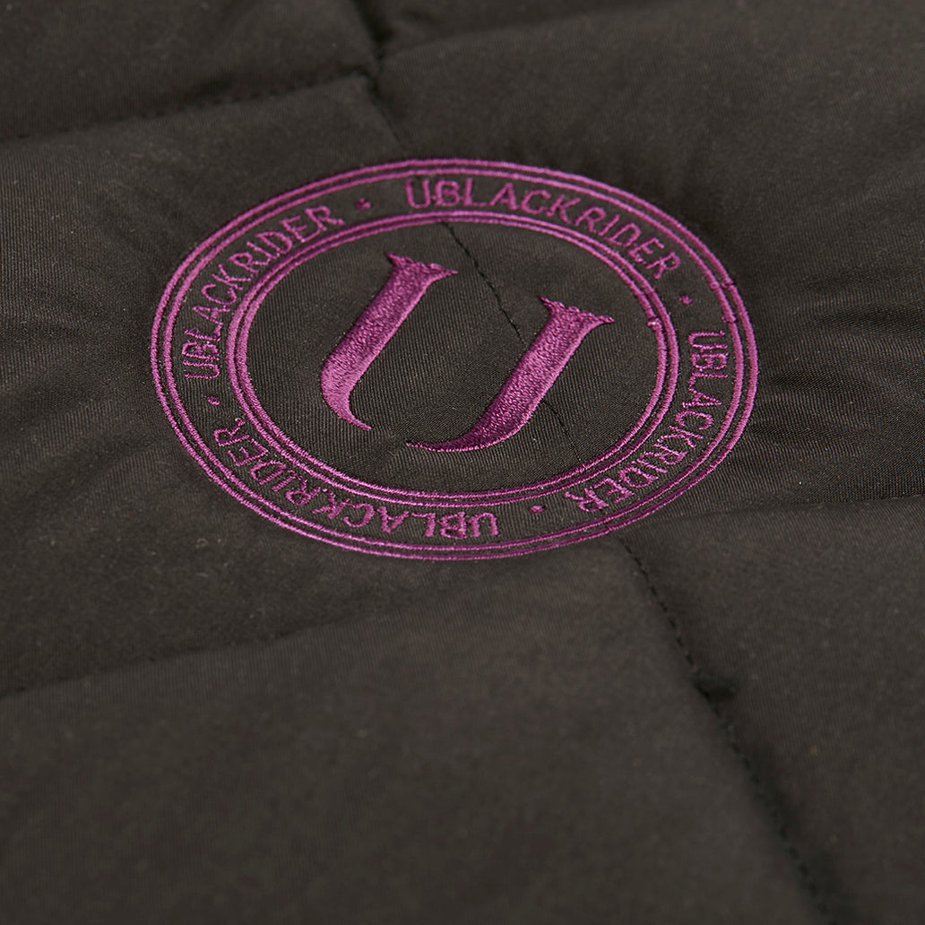 Outlet– U Black